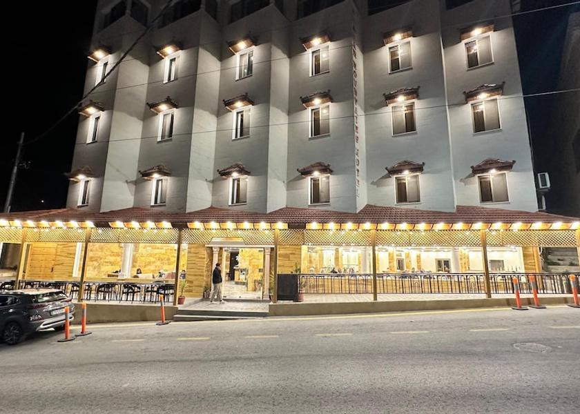 Ma'an Governorate Wadi Musa Facade