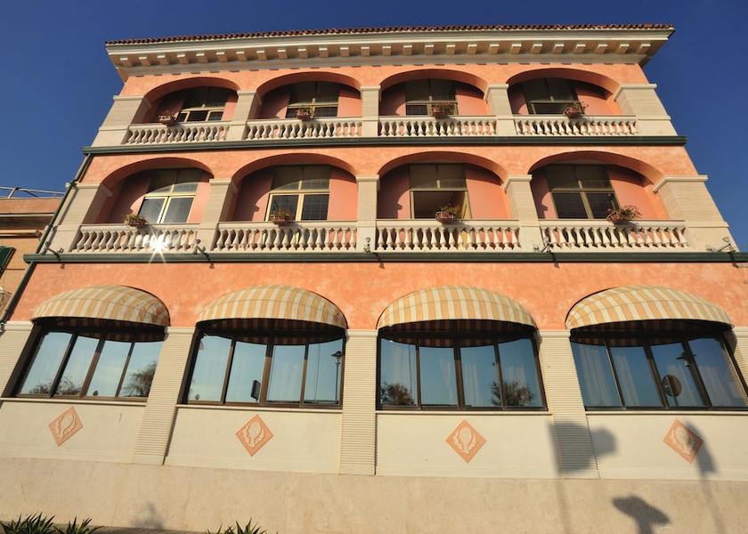 Lazio Ladispoli Facade