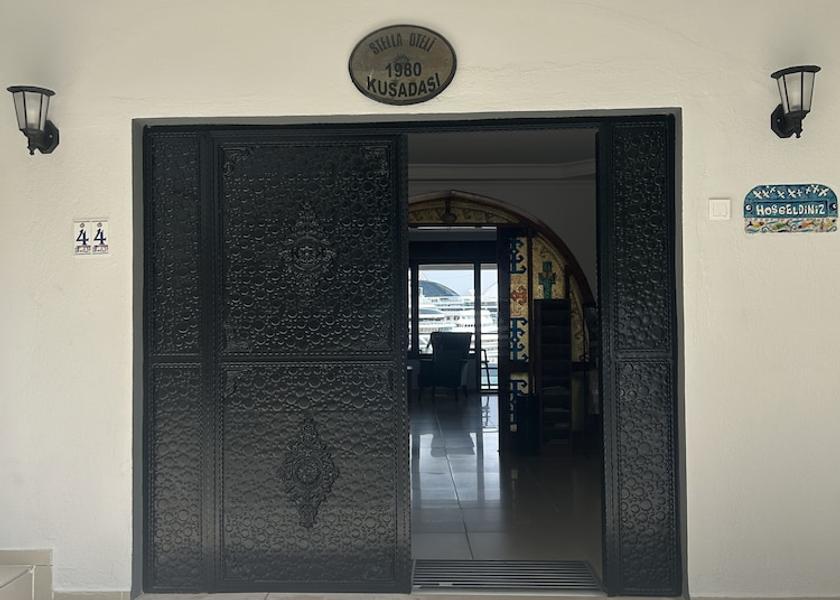 Aydin Kuşadası Exterior Detail