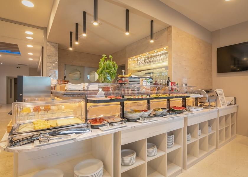 Split-Dalmatia Makarska Restaurant