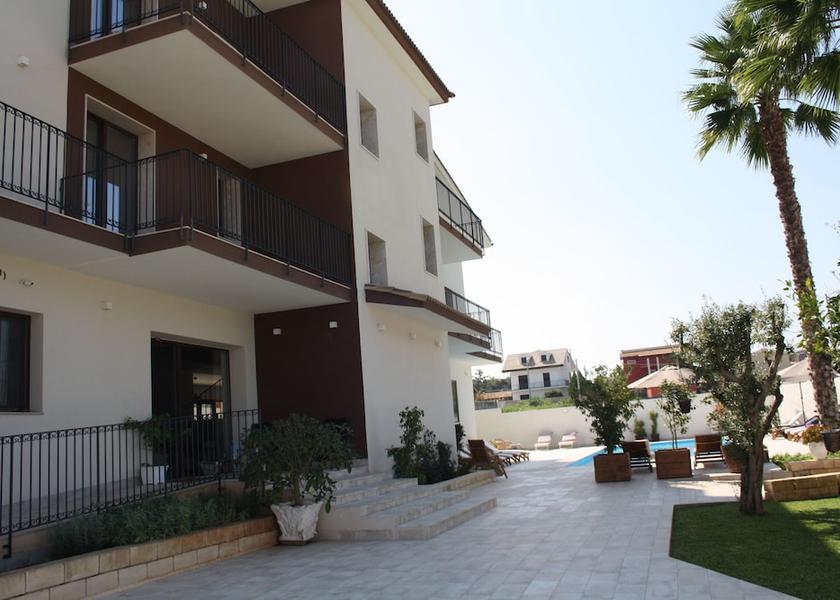 Sicily Melilli Facade