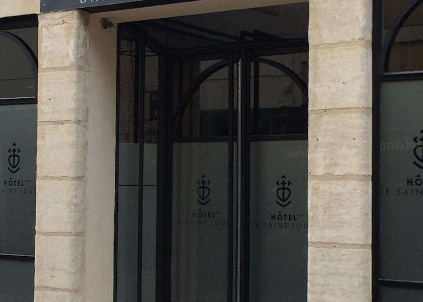 Occitanie Aigues-Mortes Facade