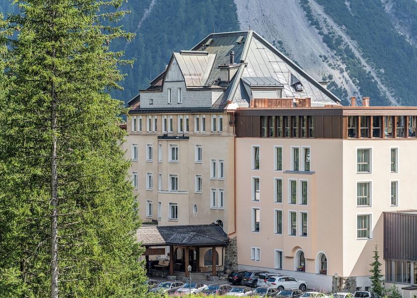 Graubuenden Arosa Exterior Detail