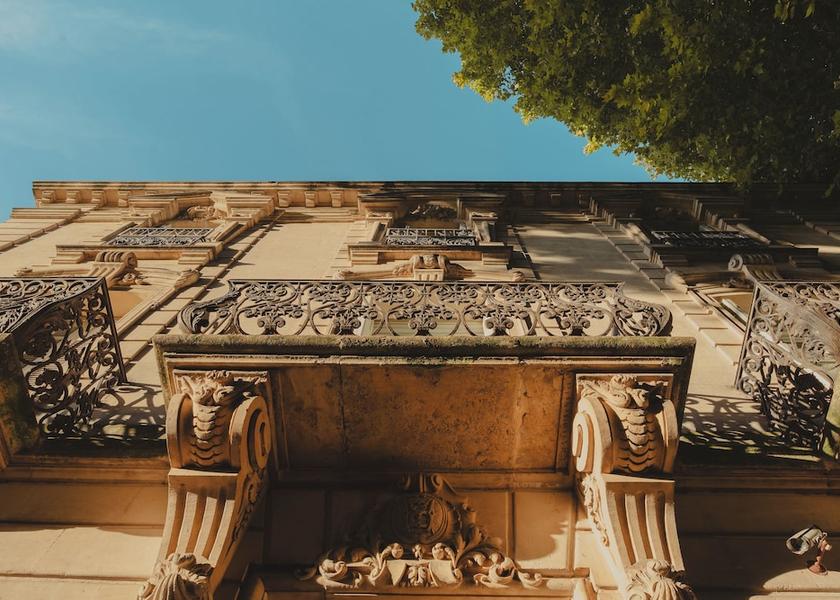 Provence - Alpes - Cote d'Azur Arles Facade