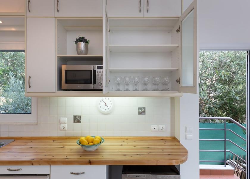 Attica Vari-Voula-Vouliagmeni Kitchen