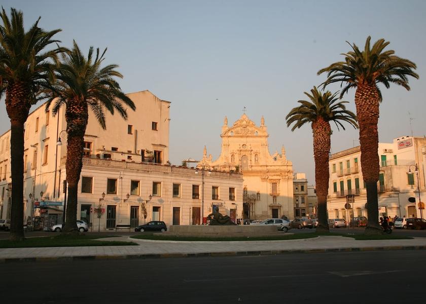 Puglia Galatina Facade