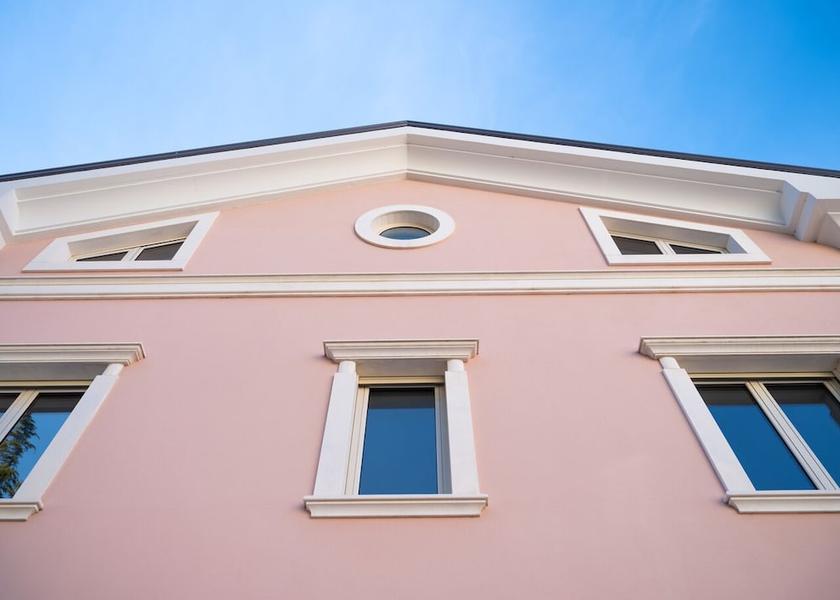 Puglia San Giovanni Rotondo Exterior Detail