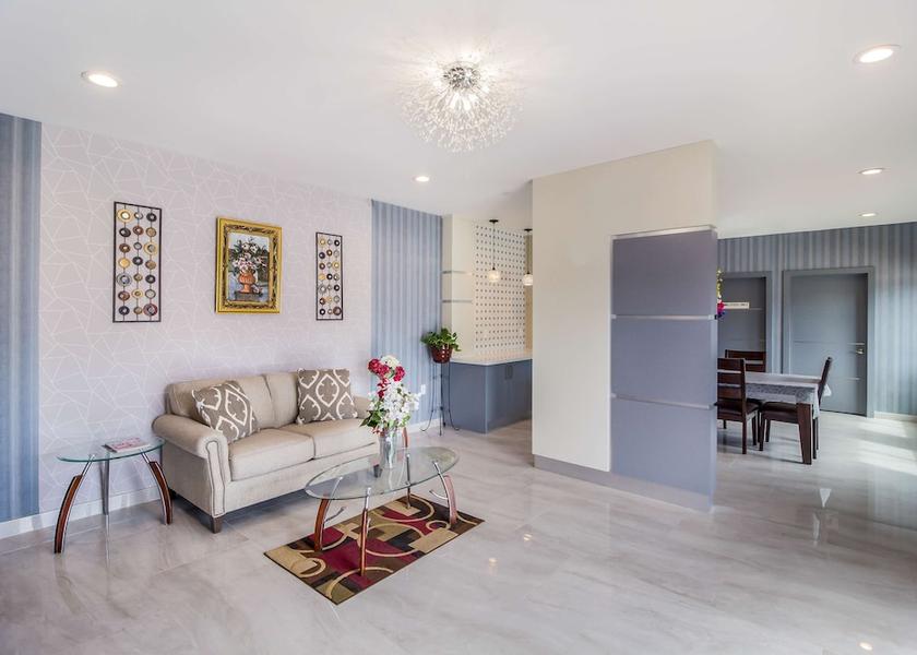 Texas Deer Park Lobby