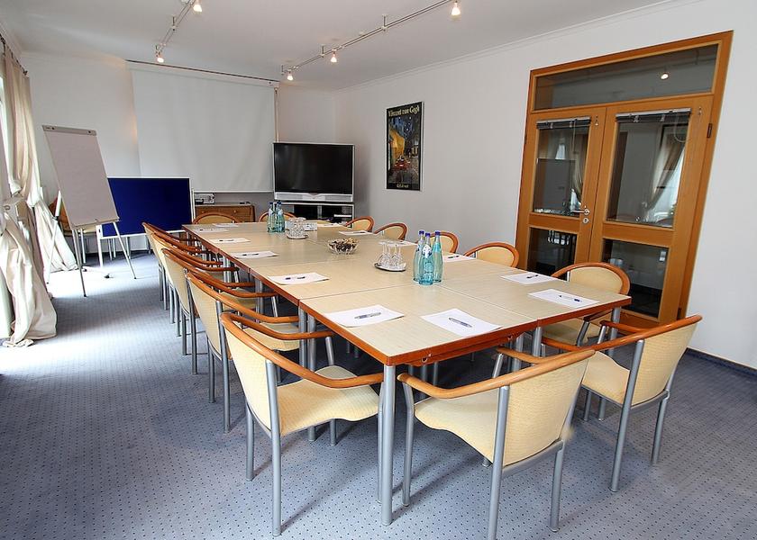 Hessen Bad Nauheim Meeting facility