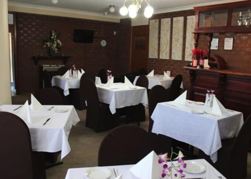 Victoria Melbourne Dining Area