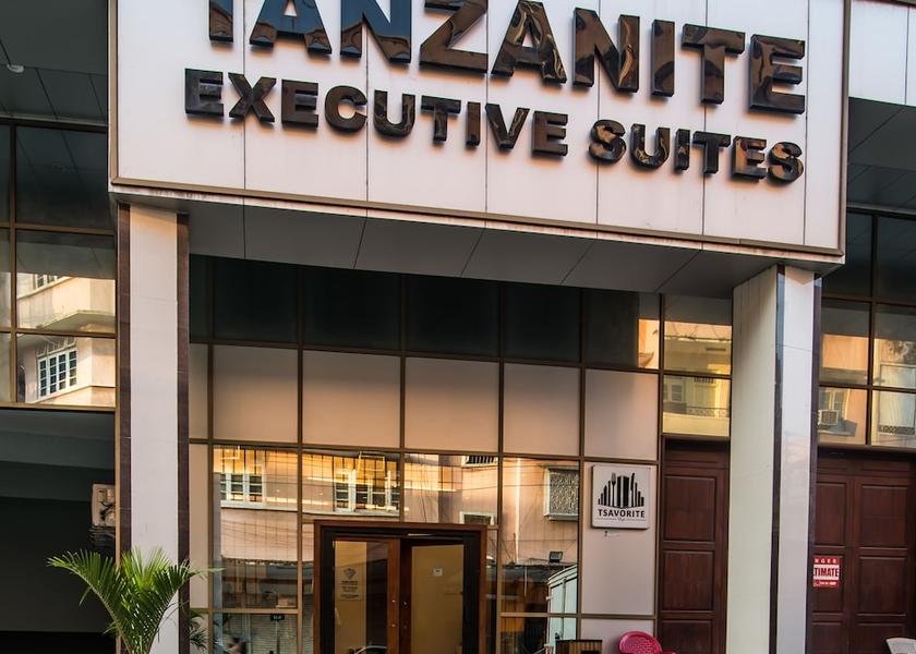  Dar es Salaam Interior Entrance