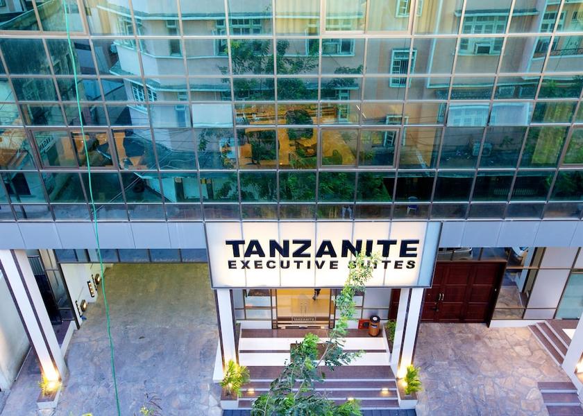  Dar es Salaam Exterior Detail