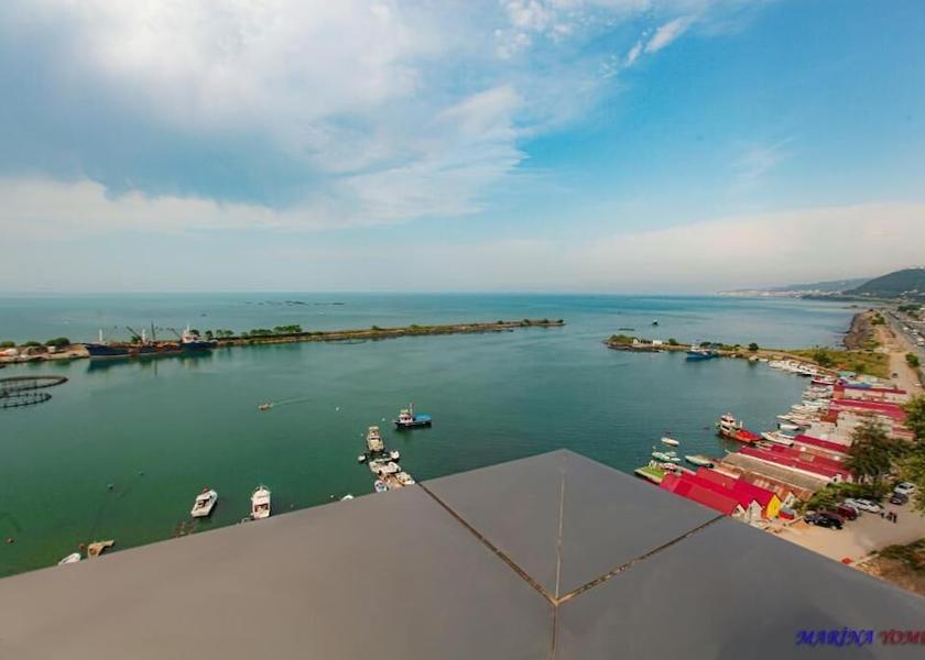 Trabzon Yomra Terrace/patio