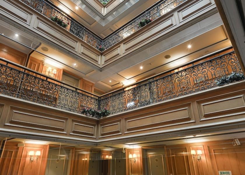  Taichung Interior
