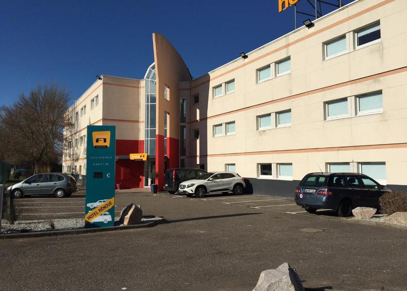 Grand Est Ostwald entrance