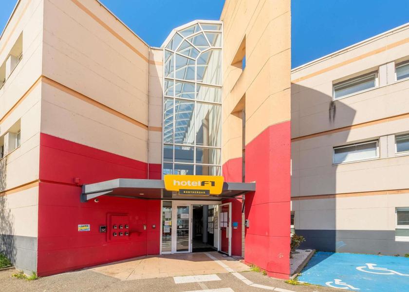 Grand Est Ostwald exterior view