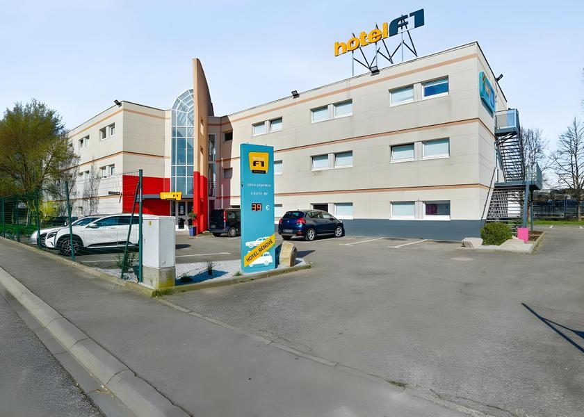 Grand Est Ostwald exterior view