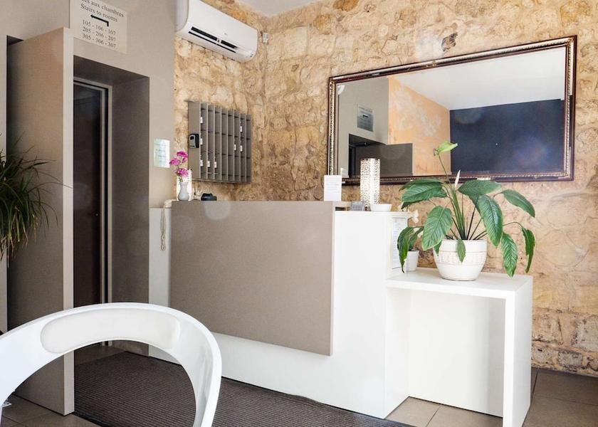Nouvelle-Aquitaine Bordeaux Lobby