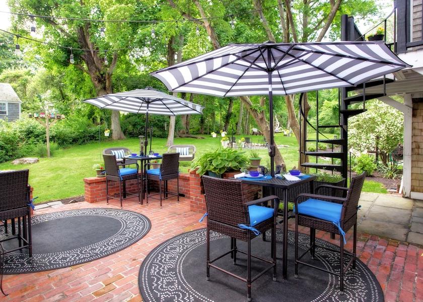 Massachusetts Yarmouth Port Outdoor Dining