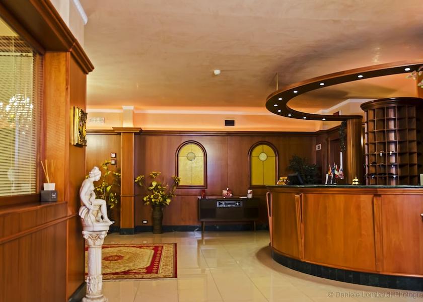 Puglia Lucera Reception