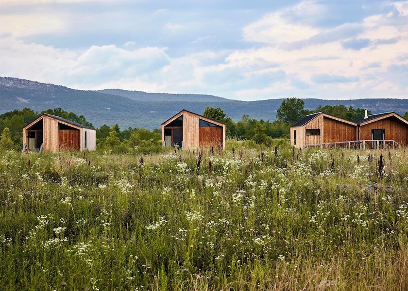 Montana Gardiner Exterior Detail