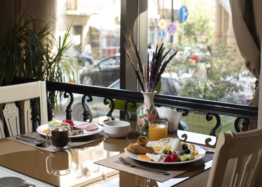  Baku Dining Area