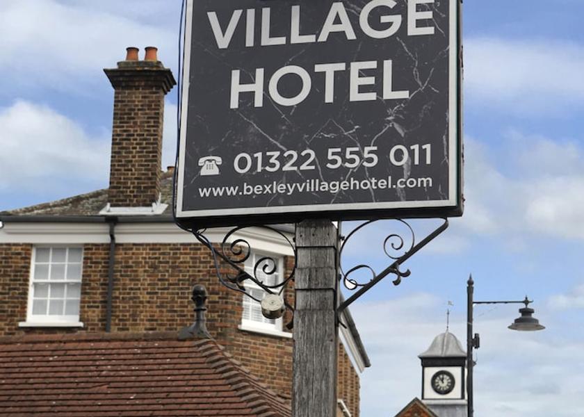 England Bexley Exterior Detail