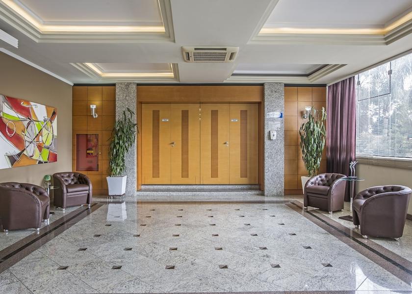 Paraná Sao Jose dos Pinhais Lobby sitting area