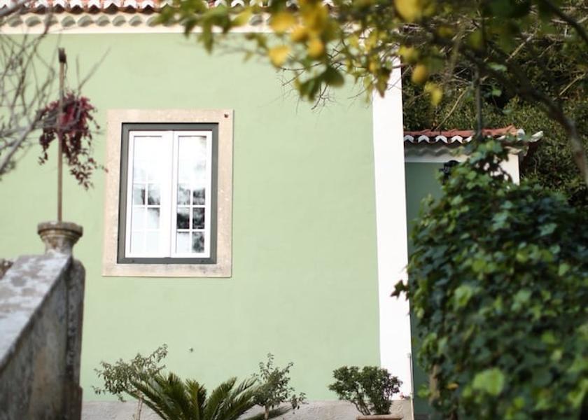  Sintra Exterior Detail