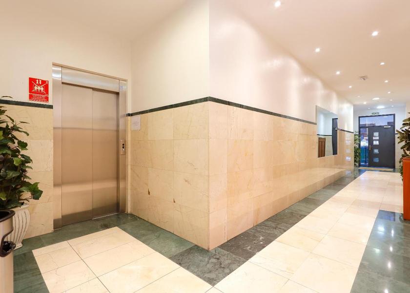 Asturias Gijon lobby