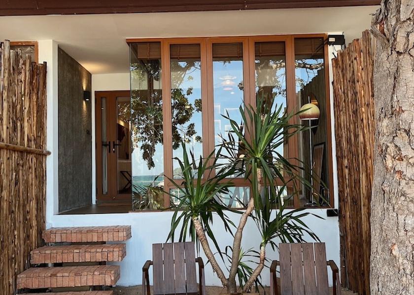 Chonburi Province Koh Lan Living area