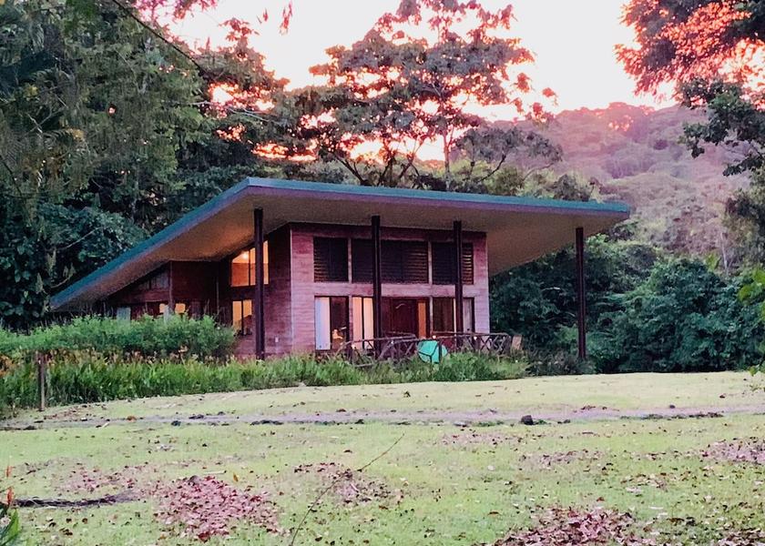 Alajuela La Fortuna Room