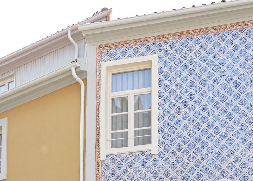 Braga Braga Exterior Detail
