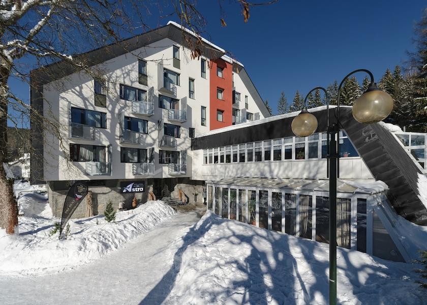 Hradec Kralove (region) Spindleruv Mlyn Exterior Detail