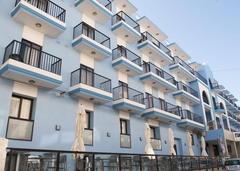  St. Paul's Bay Exterior Detail