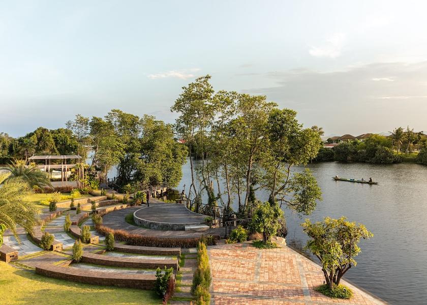 Songkhla Hat Yai Exterior Detail