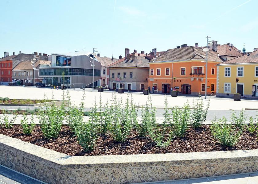  Gyor nearby attraction