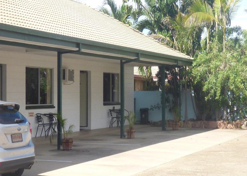 Queensland Rosslea Parking