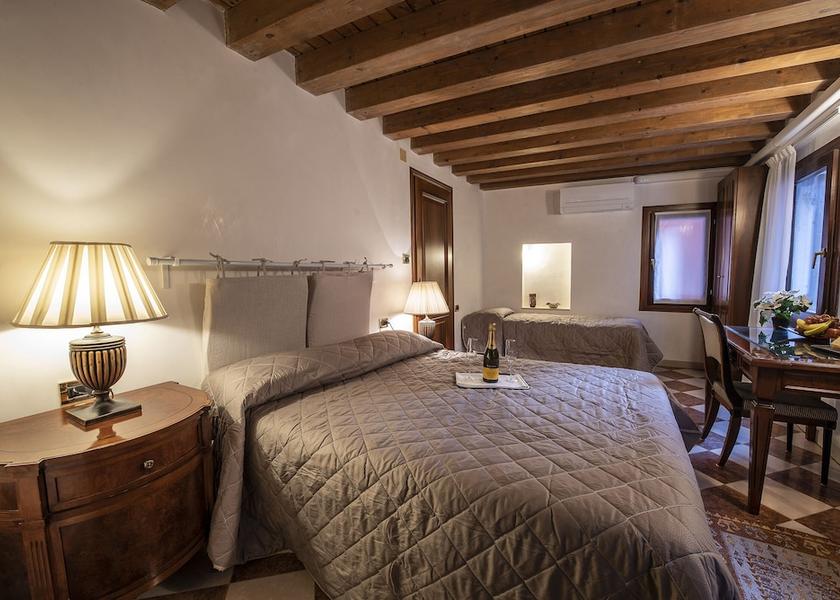 Veneto Venice Room