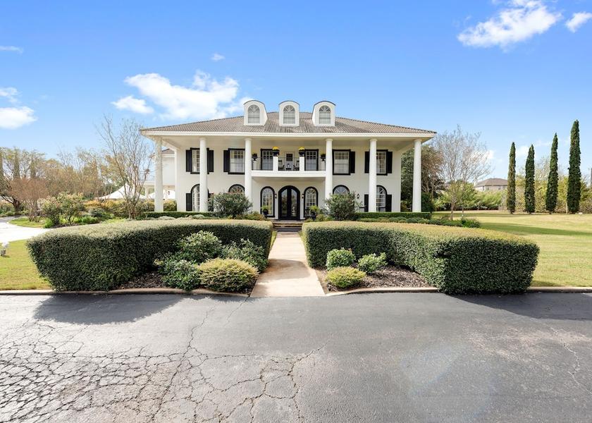 Texas Pflugerville Front of property