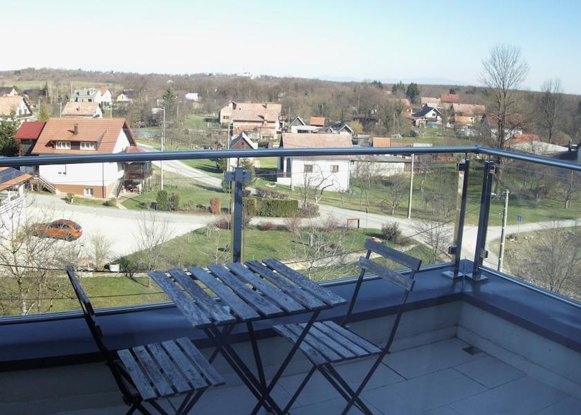Karlovac Rakovica Terrace