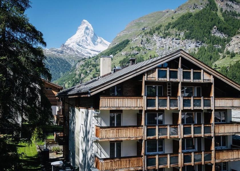 Valais Zermatt Facade