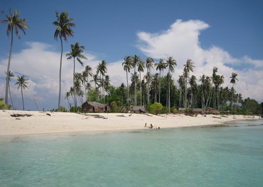 Sabah Semporna Beach