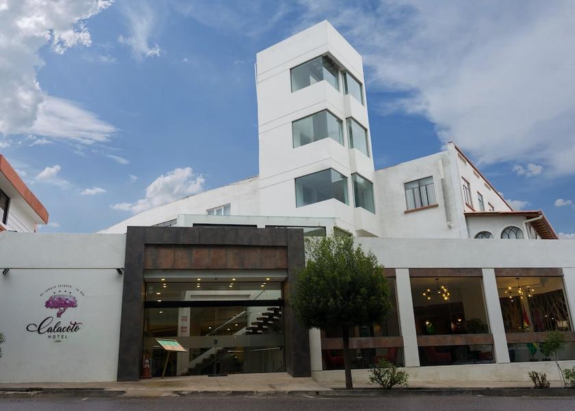 La Paz La Paz Facade