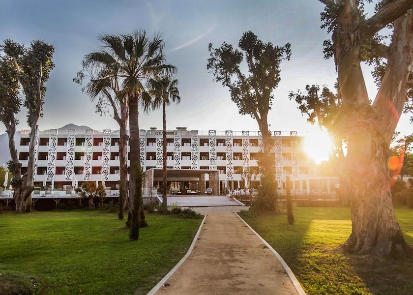 Corsica San-Nicolao Exterior Detail