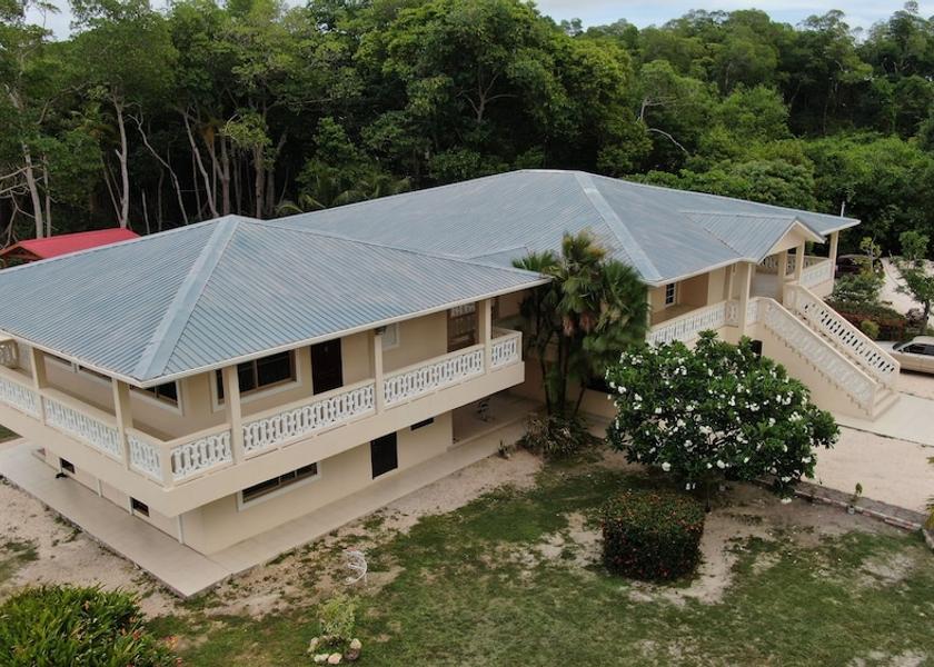  Belize City Exterior Detail