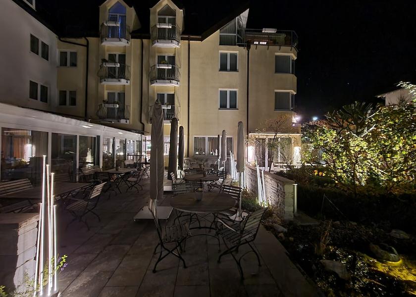 Hessen Bensheim Front of property - evening/night