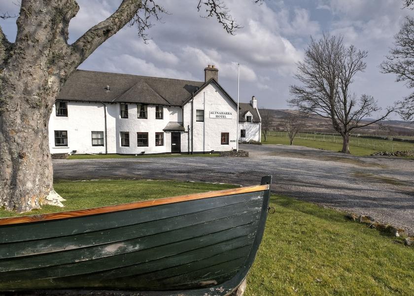 Scotland Lairg Property Grounds