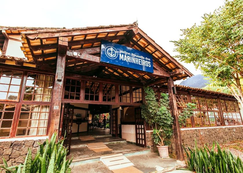 São Paulo State Ilhabela Front of property