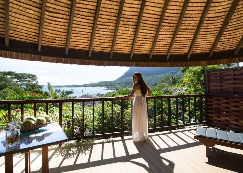  Bora Bora Balcony